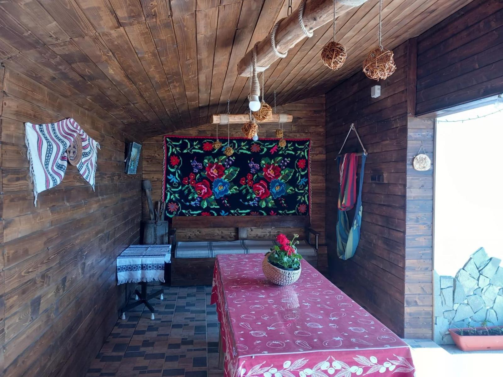 Casuta Din Deal Targu Neamt Exterior photo